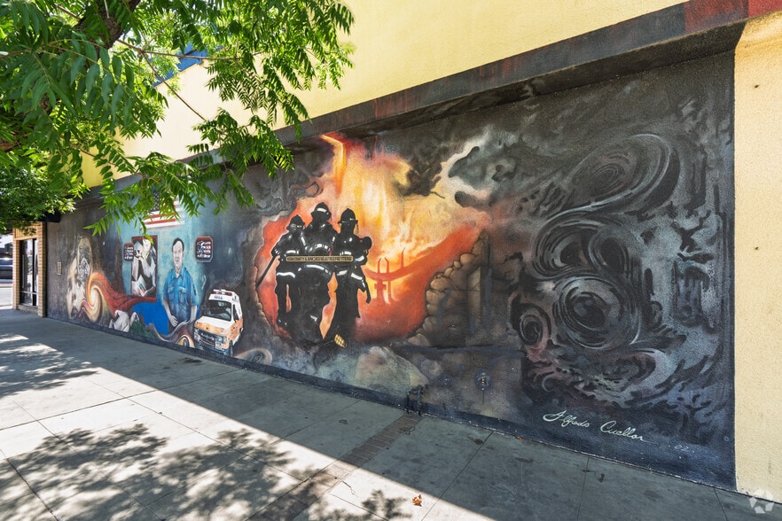 More Photos Of 2021 Chester Ave, Bakersfield Storefront For Lease