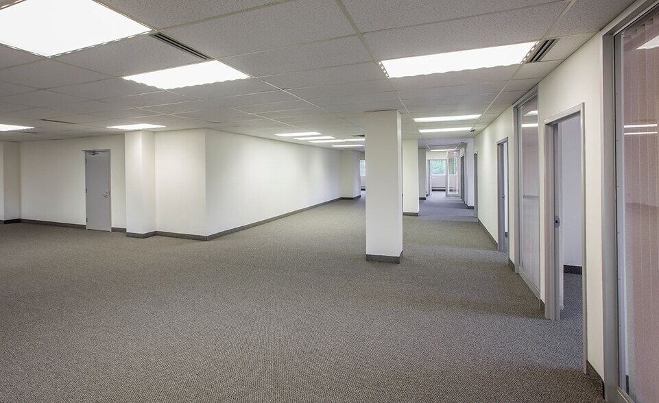 More Photos Of 1496 Bedford Hwy, Bedford Office For Lease