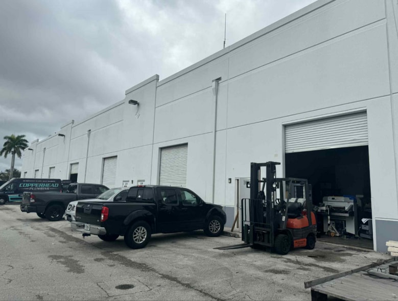 More Photos Of 9250 Belvedere Rd, Royal Palm Beach Warehouse For Sale