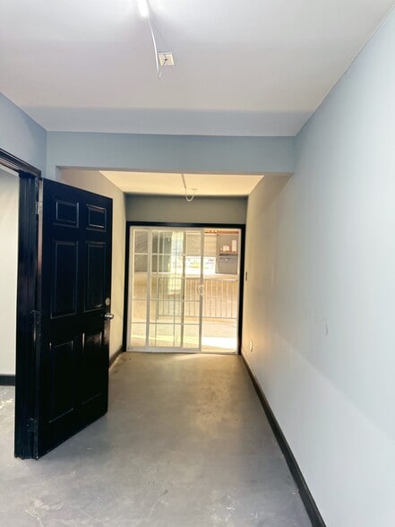 More Photos Of 4127 Weslow St, Houston Industrial For Lease