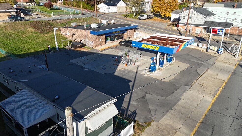 More Photos Of 600 Chestnut St, Kulpmont Service Station For Sale