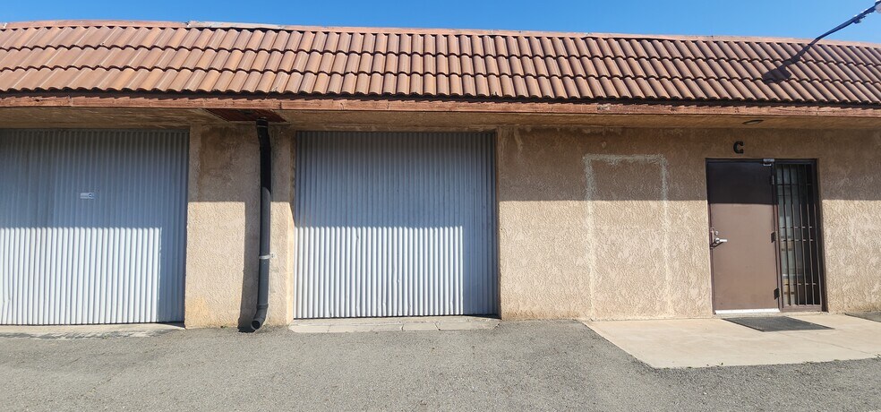 More Photos Of 8450 Tamarind Ave, Fontana Freestanding For Sale