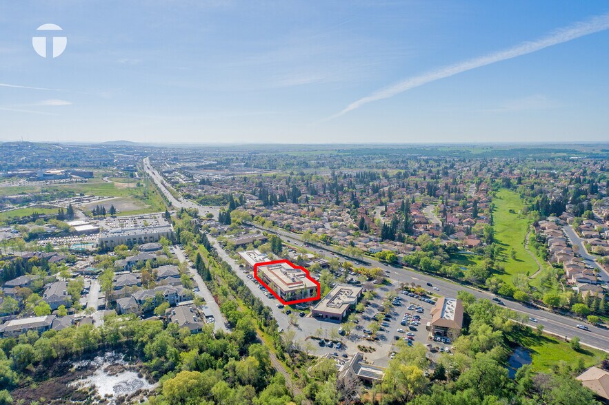 More Photos Of 2330 E Bidwell St, Folsom Medical For Sale
