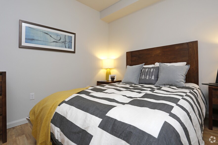 More Photos Of 2240-2250 NW Lovejoy St, Portland Apartments For Lease