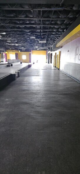 More Photos Of 5000 Montana Ave, El Paso Unknown For Lease