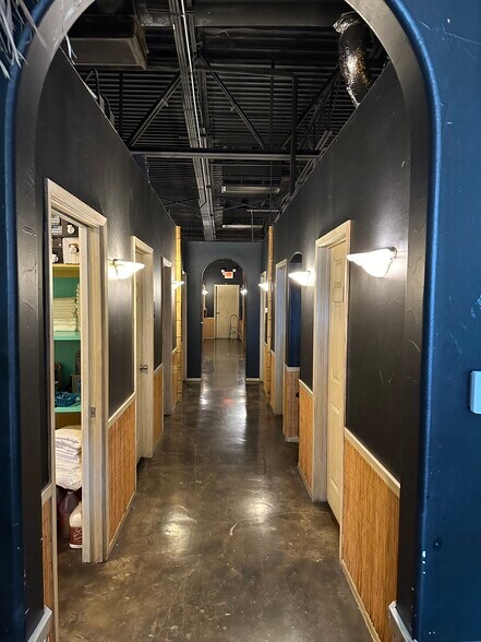 More Photos Of 3201 W 7th Ave, Corsicana Storefront Retail Office For Sale