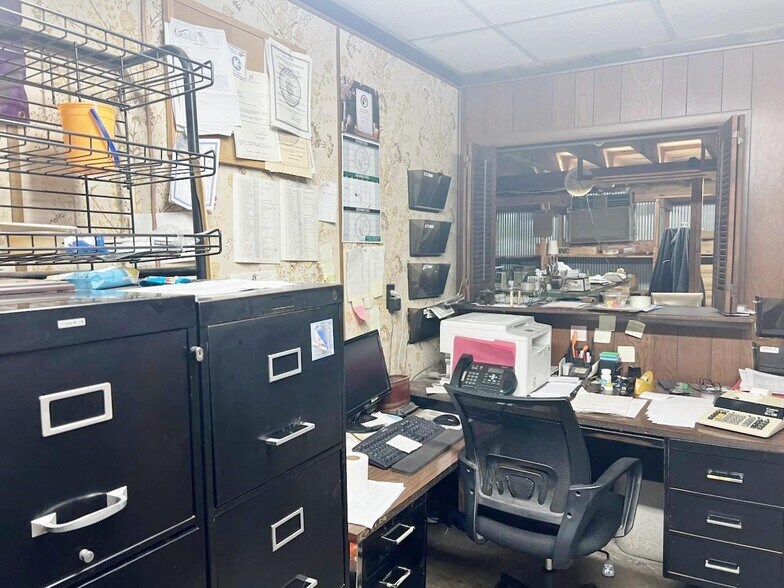 More Photos Of 511 N Marion St, Kirksville Flex For Sale