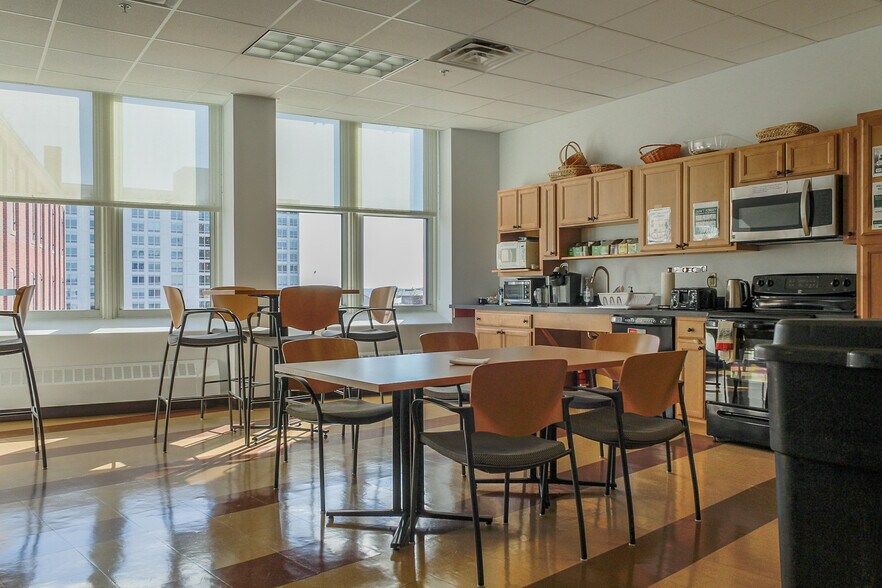 More Photos Of 121 Free St, Portland Office For Lease