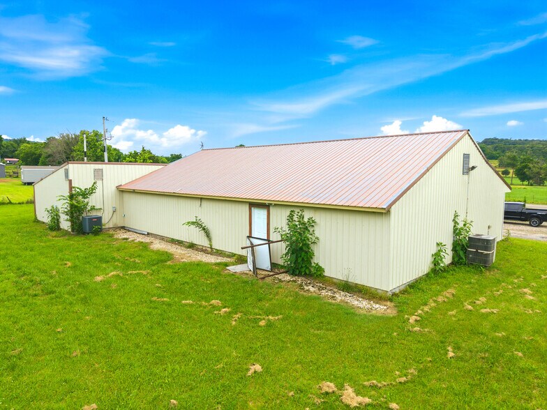 More Photos Of 20674 S Highway 59, Evansville Restaurant For Sale