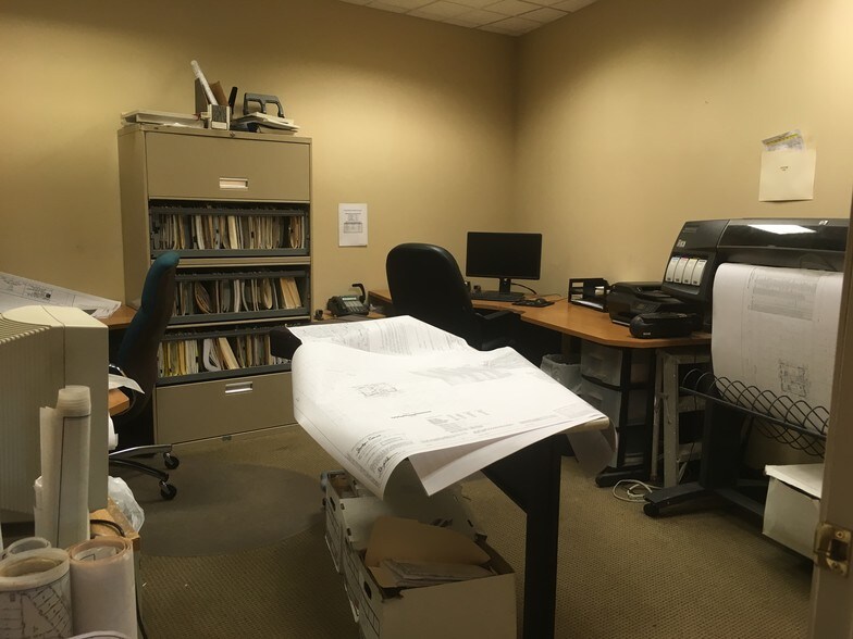 More Photos Of 201 Main St, Toms River Office For Lease