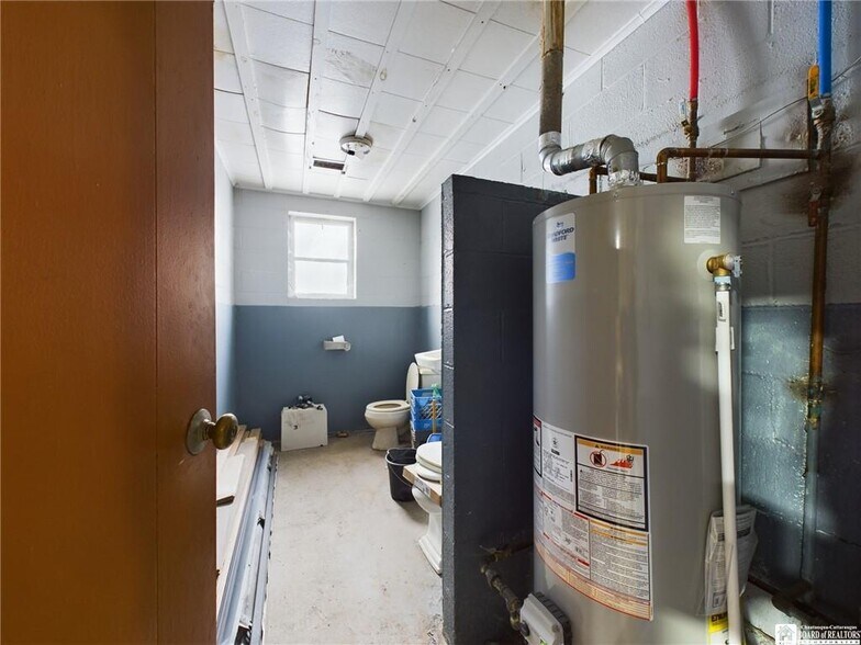 More Photos Of 1621 Washington St, Olean Auto Repair For Sale