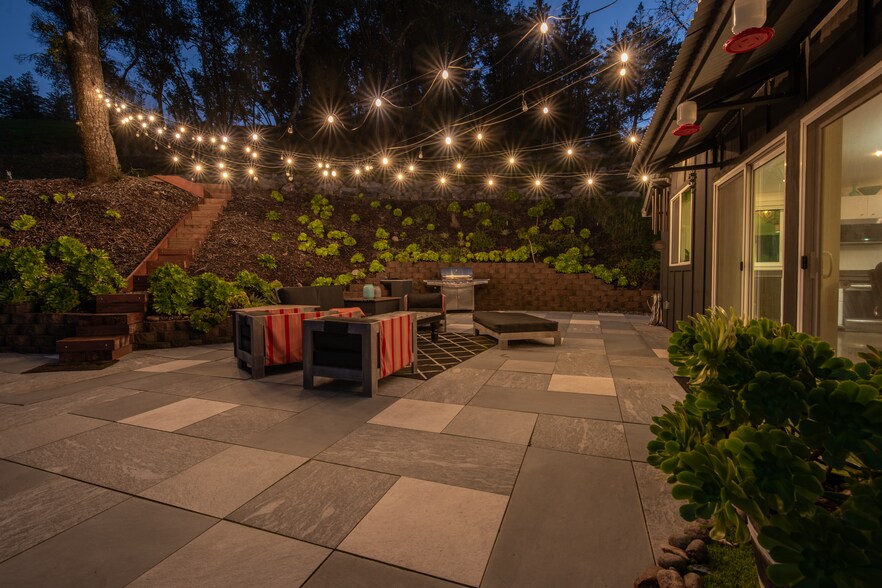 More Photos Of 22855 Chianti Rd, Cloverdale Apartments For Sale