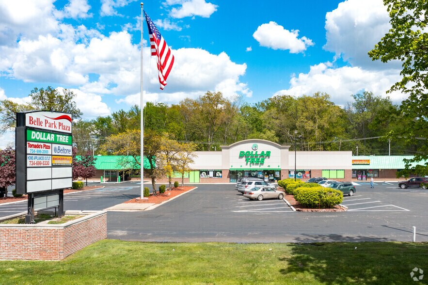 More Photos Of 781-885 Sumpter Rd, Belleville Unknown For Lease