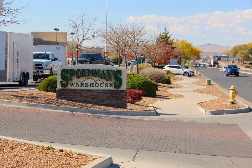 Primary Photo Of 1450 N Renaissance Blvd NE, Albuquerque Freestanding For Sale