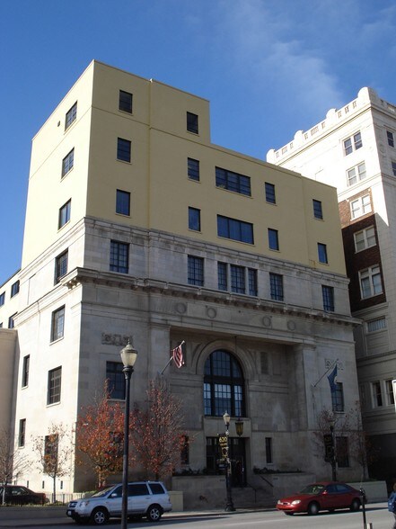 More Photos Of 620 S Third St, Louisville Office Residential For Sale