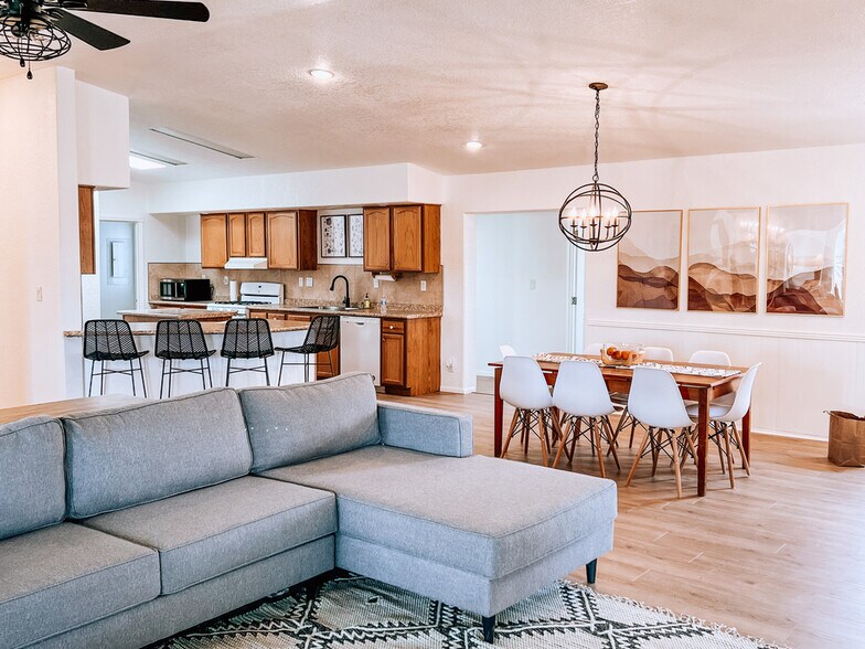 More Photos Of 3900 E Cassie Ln, Cottonwood Assisted Living For Sale