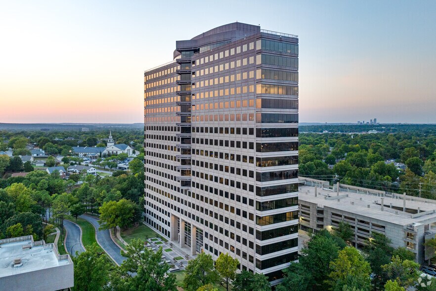 More Photos Of 6100-6120 S Yale Ave, Tulsa Unknown For Lease