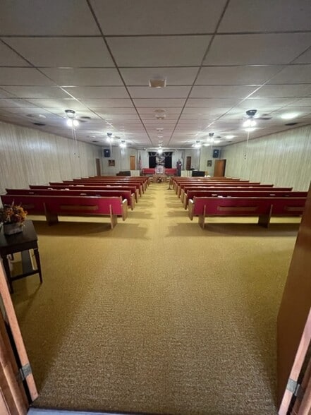 More Photos Of 108 Merrick st, Henryetta Religious Facility For Sale