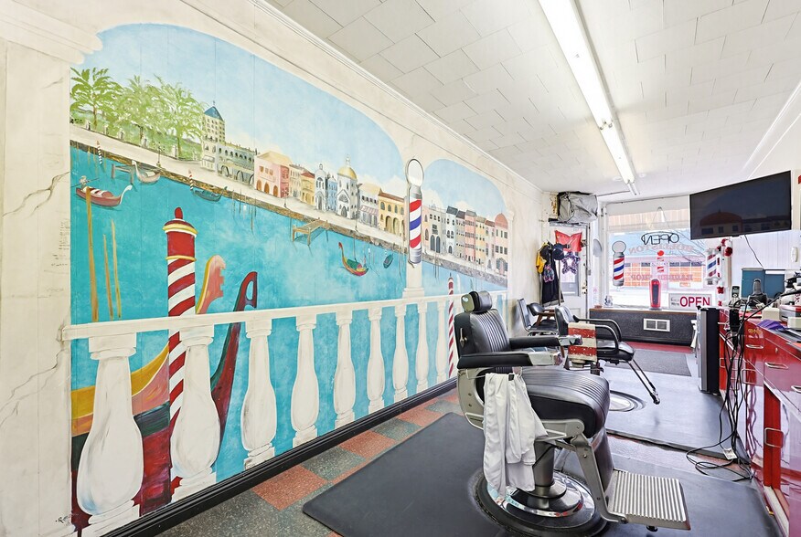 More Photos Of 800 Washington St, Holliston Storefront Retail Residential For Sale