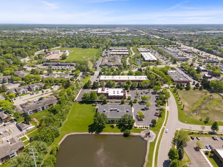 More Photos Of 1488 Bond St, Naperville Office For Sale
