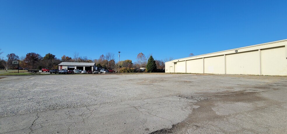More Photos Of 10070 Highway 44 E, Mount Washington General Retail For Sale
