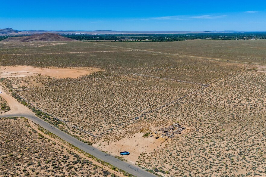 More Photos Of Manzano Expressway, Los Lunas Land For Sale