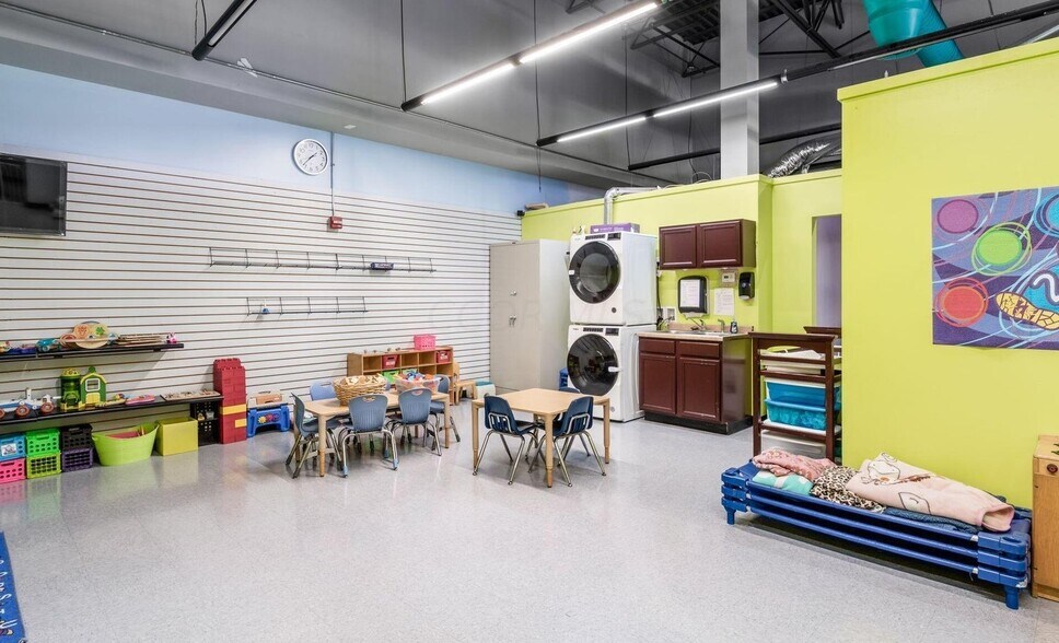 More Photos Of 3530 Soldano Blvd, Columbus General Retail For Lease