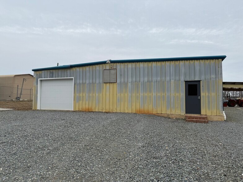 Primary Photo Of 110 McNeill Rd, Sanford Light Distribution For Lease