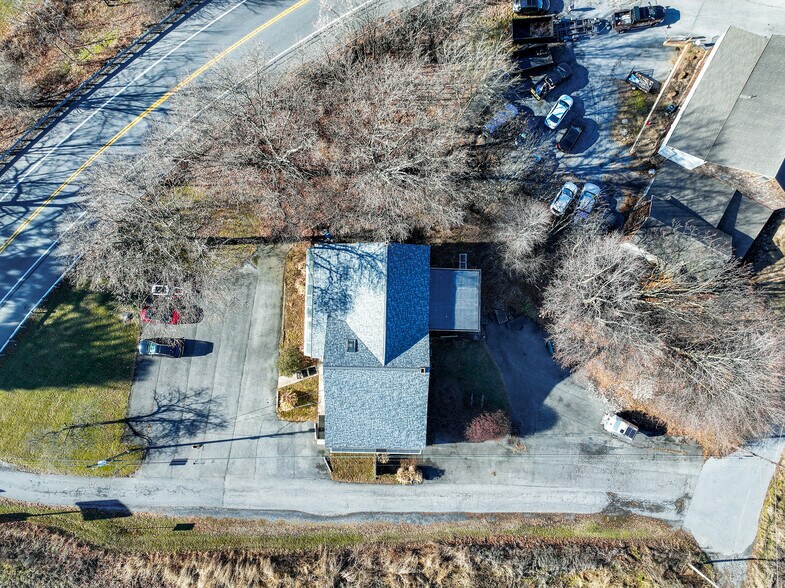 More Photos Of 830 Flory Mill Rd, Lancaster Light Manufacturing For Sale