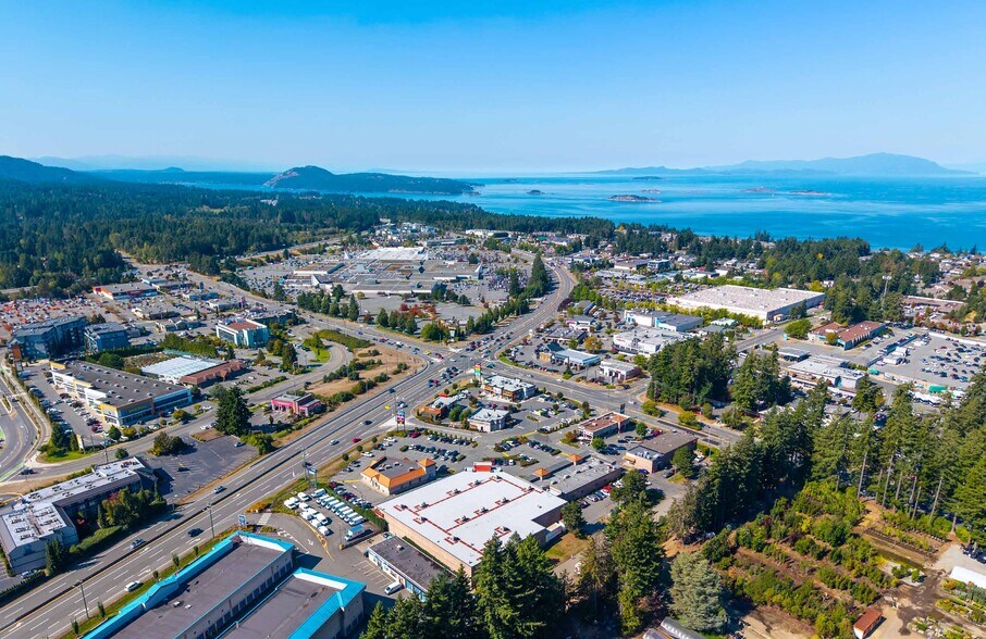 More Photos Of 6361-6373 Hammond Bay Rd, Nanaimo Storefront For Sale