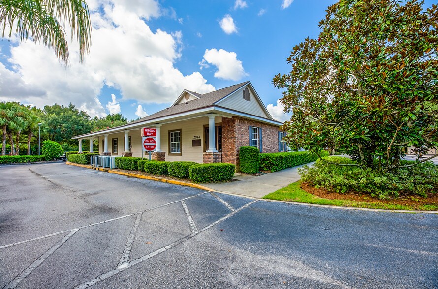 2078 Winter Springs Blvd