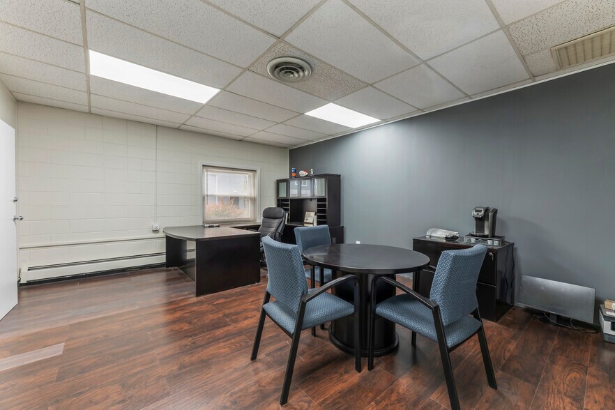 More Photos Of 37 Station Dr, Princeton Junction Office For Sale