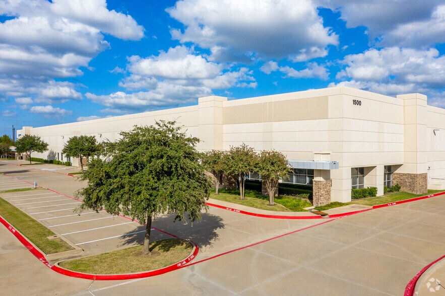 Primary Photo Of 1500 Lakeside Pky, Flower Mound Warehouse For Lease