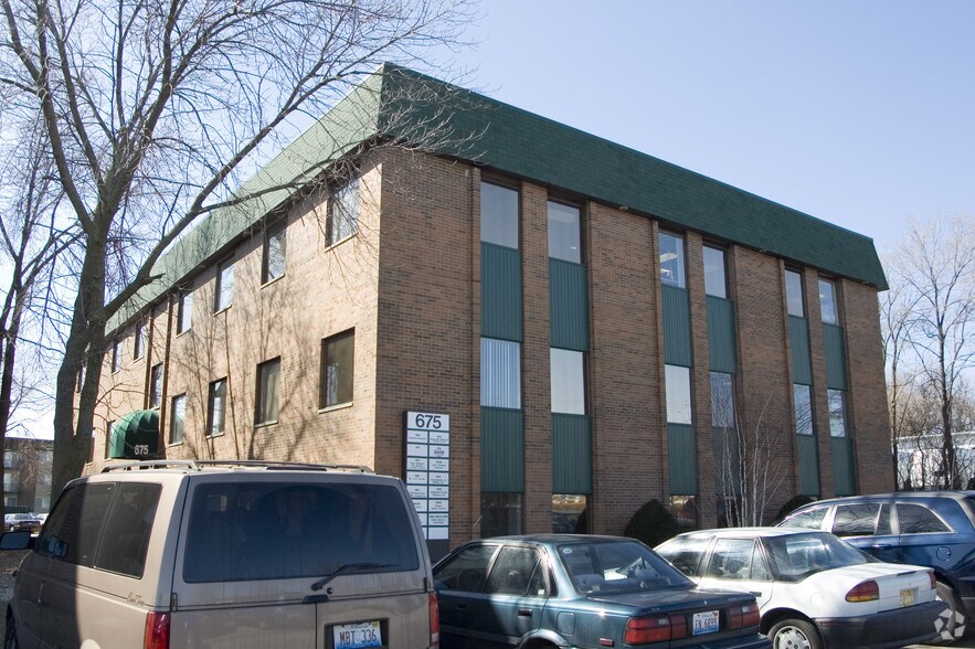 More Photos Of 675 E Irving Park Rd, Roselle Office Residential For Sale