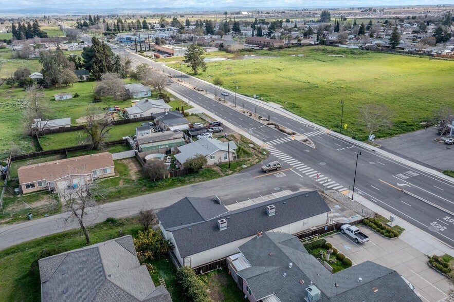 More Photos Of 1835 N Beale Rd, Marysville Office For Sale