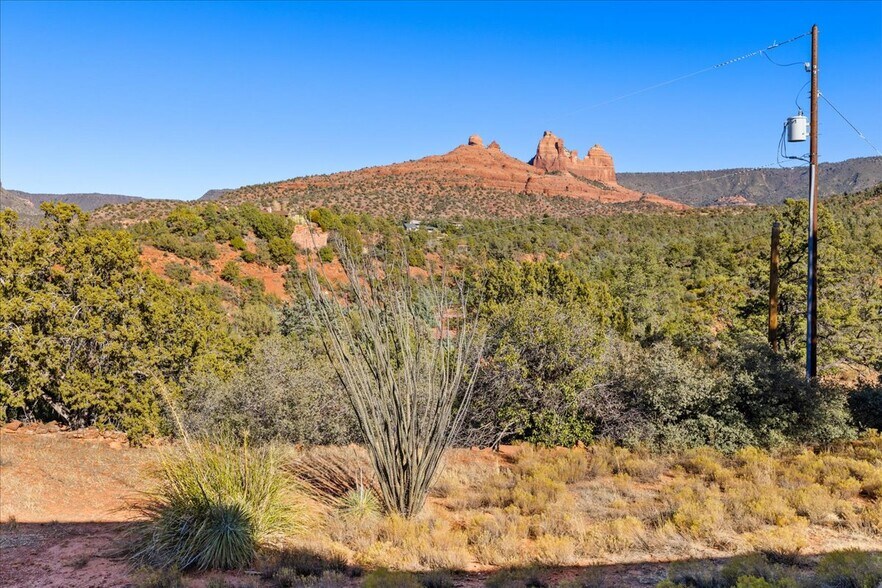 More Photos Of 35 Gassaway Place Pl, Sedona Specialty For Sale