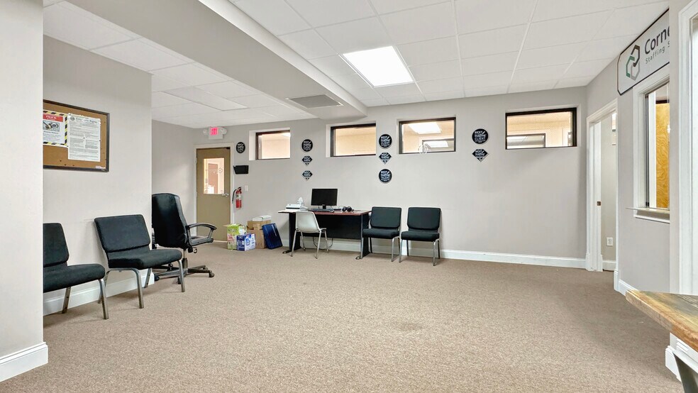 More Photos Of 117 N Mitchell St, Cadillac Medical For Sale