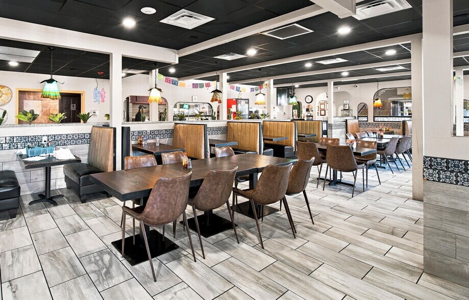 More Photos Of 6322 Rivers Ave, Charleston Restaurant For Lease