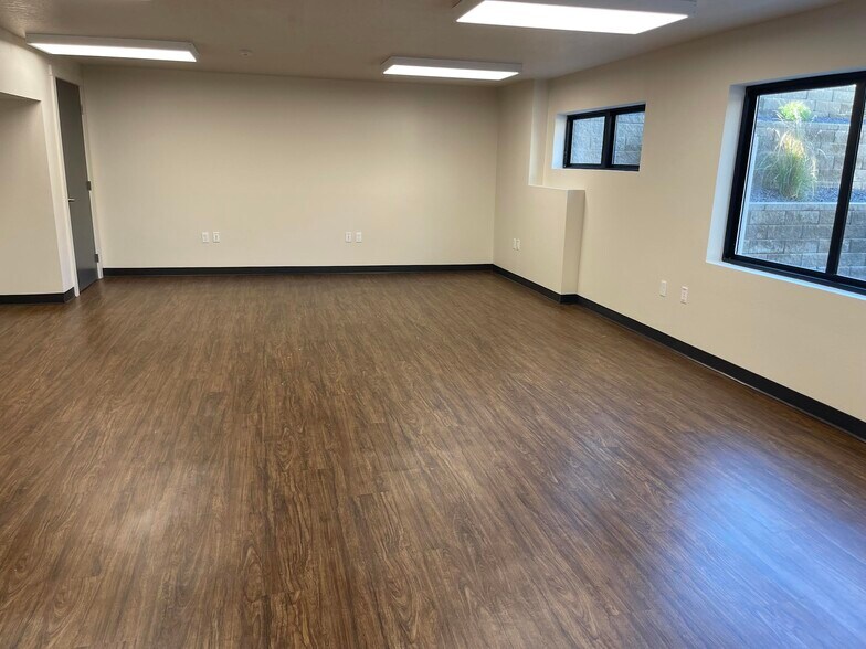 More Photos Of 1107 W Ironwood Dr, Coeur d'Alene Office For Lease