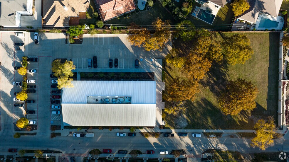 More Photos Of 133 Nursery Ln, Fort Worth Office For Lease