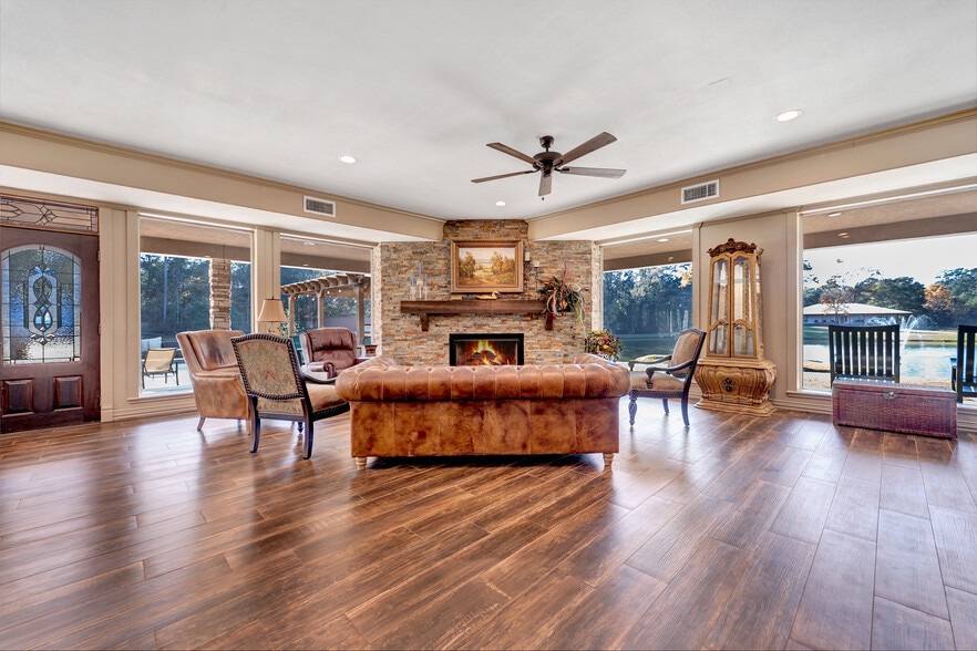 More Photos Of 5607 Sapp Rd, Conroe Lodge Meeting Hall For Sale