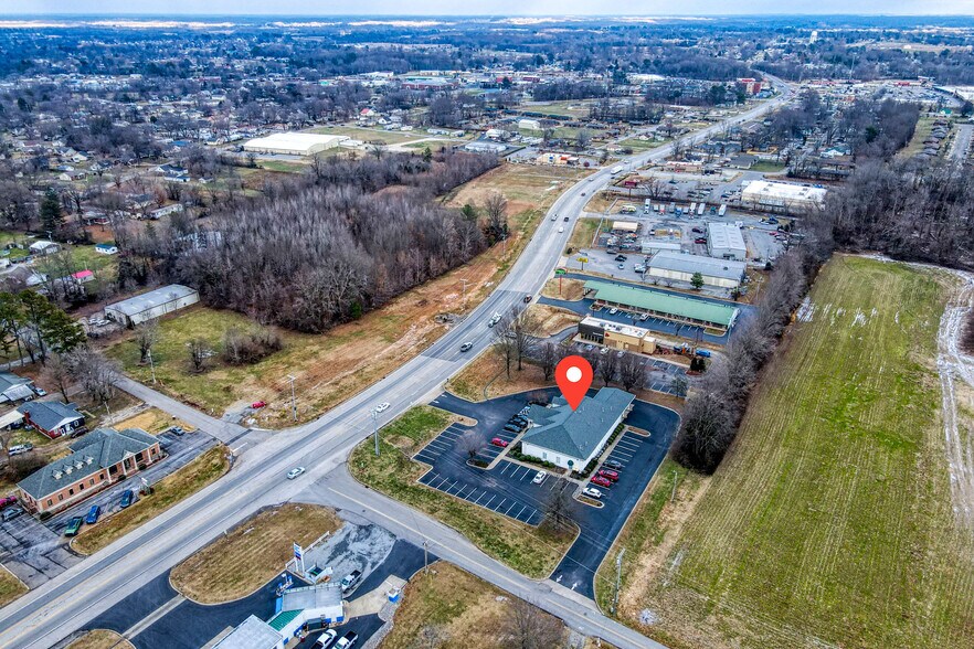 More Photos Of 420 Highway 52 W, Portland Medical For Sale