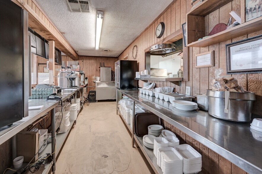 More Photos Of 2447 Military Ave, Baxter Springs Restaurant For Sale