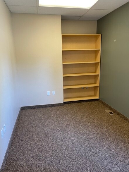 More Photos Of 412 W John St, Carson City Medical For Sale