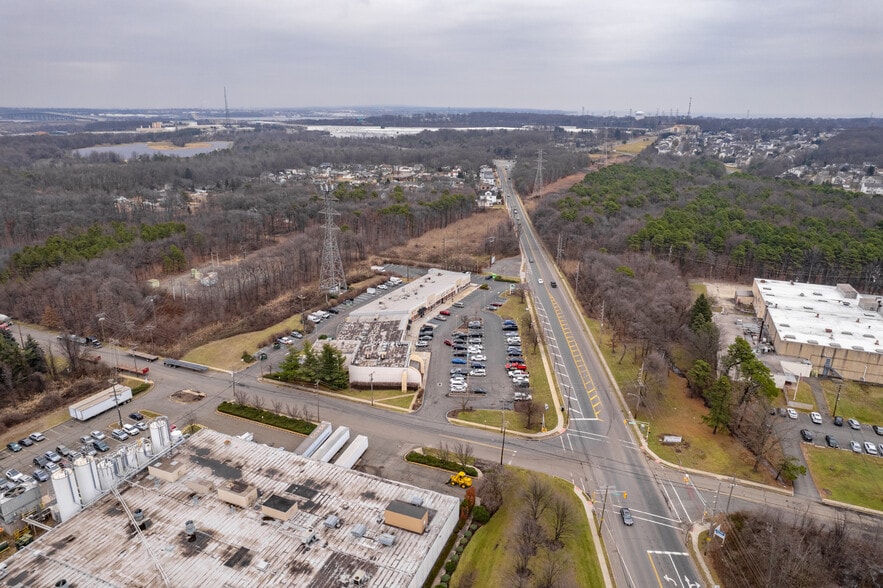 More Photos Of 881 Main St, Sayreville Freestanding For Sale