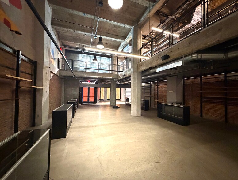 More Photos Of 808 S Broadway, Los Angeles Office For Lease