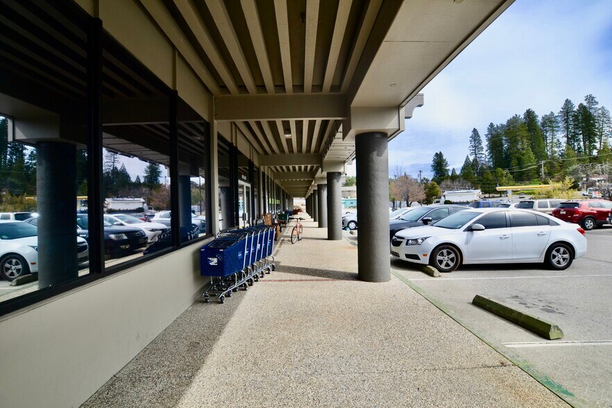 More Photos Of 840 E Main St, Grass Valley Movie Theatre For Sale