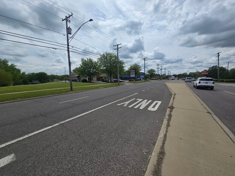 More Photos Of 403 S Lincolnway, North Aurora Land For Sale