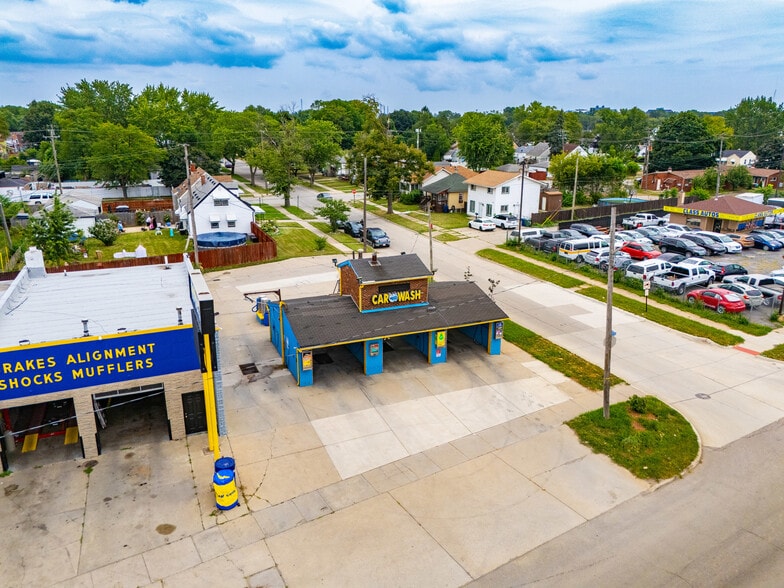 More Photos Of 636 Southfield Rd, Lincoln Park Carwash For Sale
