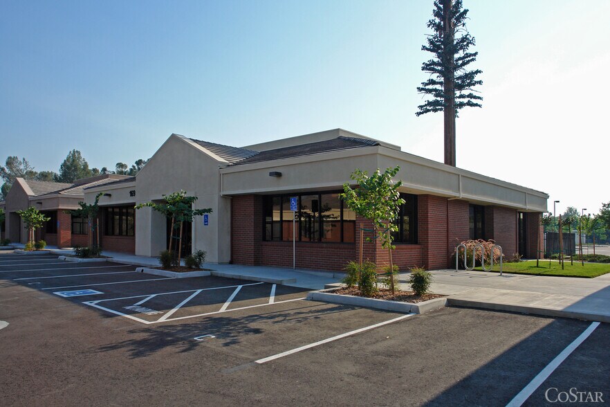 More Photos Of 169 Parkshore Dr, Folsom Office For Lease